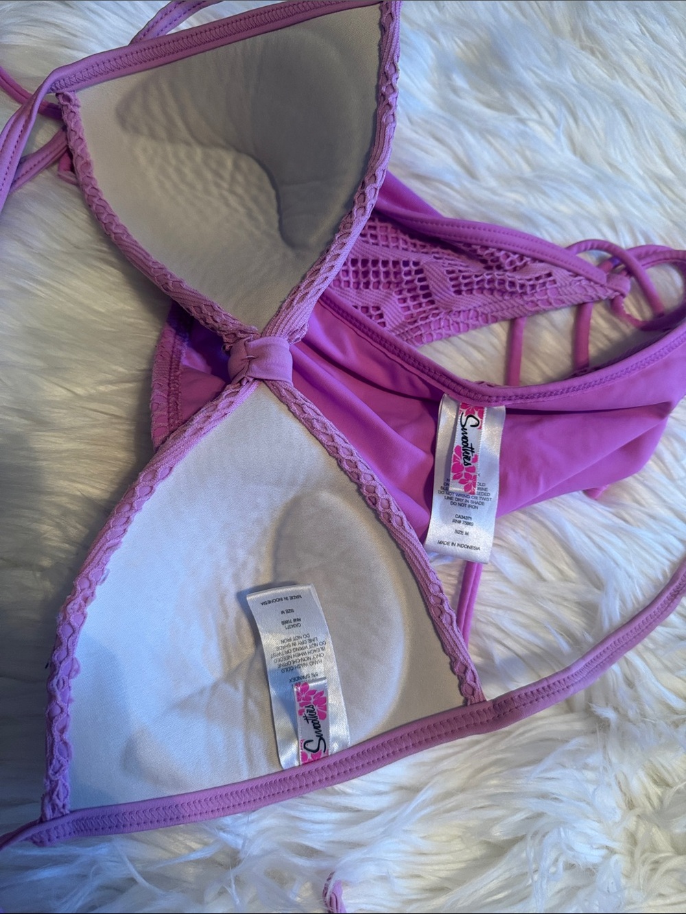 Pink bikini - Picture 2 of 2